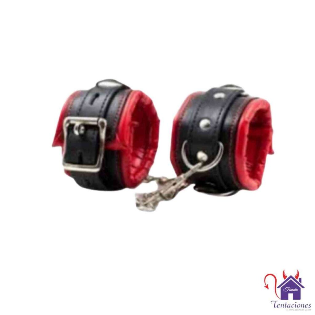 Esposas roja con negra-Tienda Tentaciones-Sex Shop Ecuador